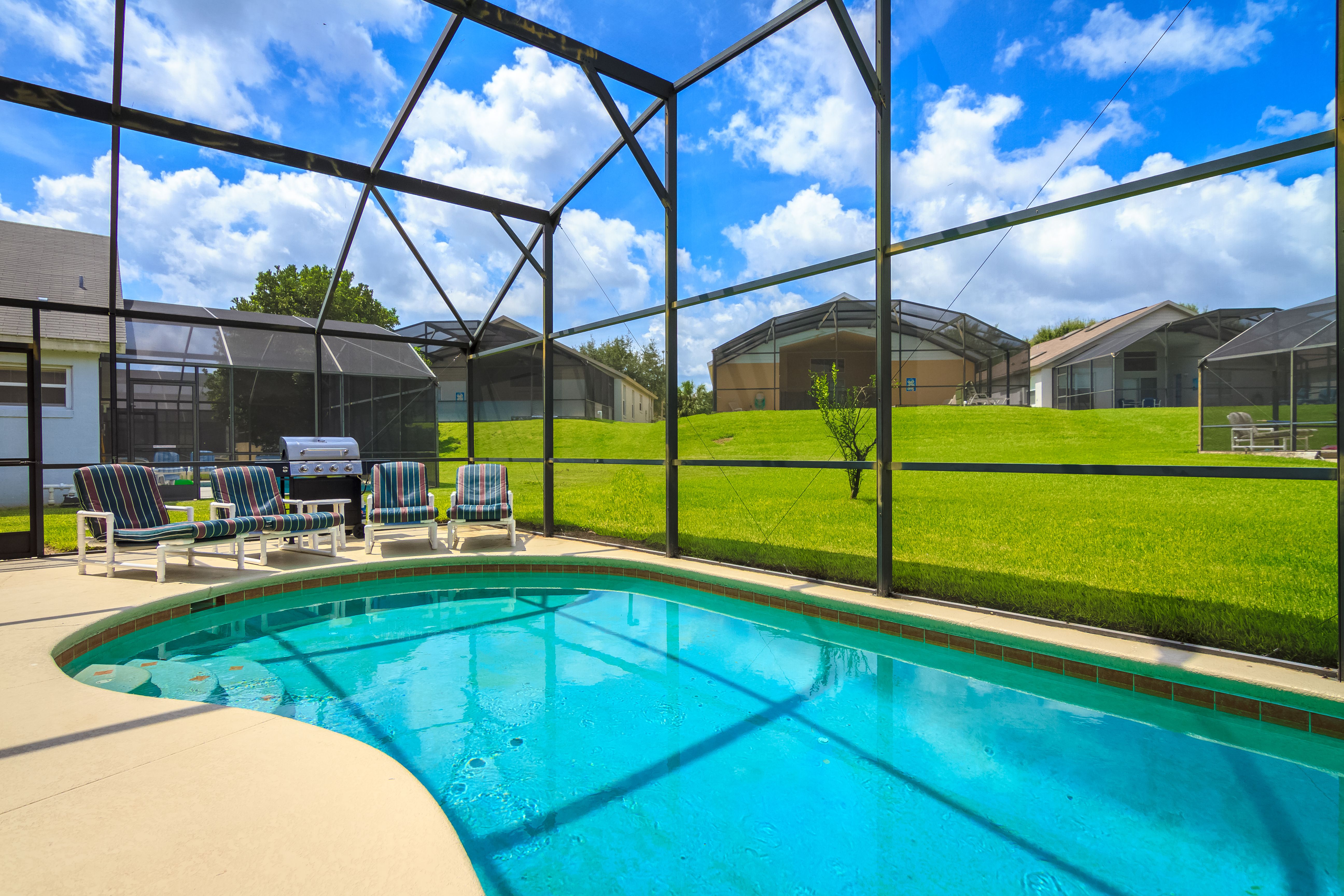 Screen enclosure repair work in Pensacola